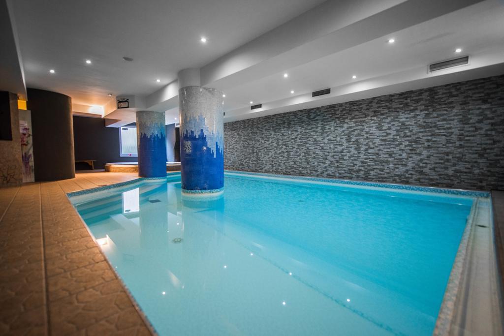 Plejsy Hotel Krompachy Ngoại thất bức ảnh