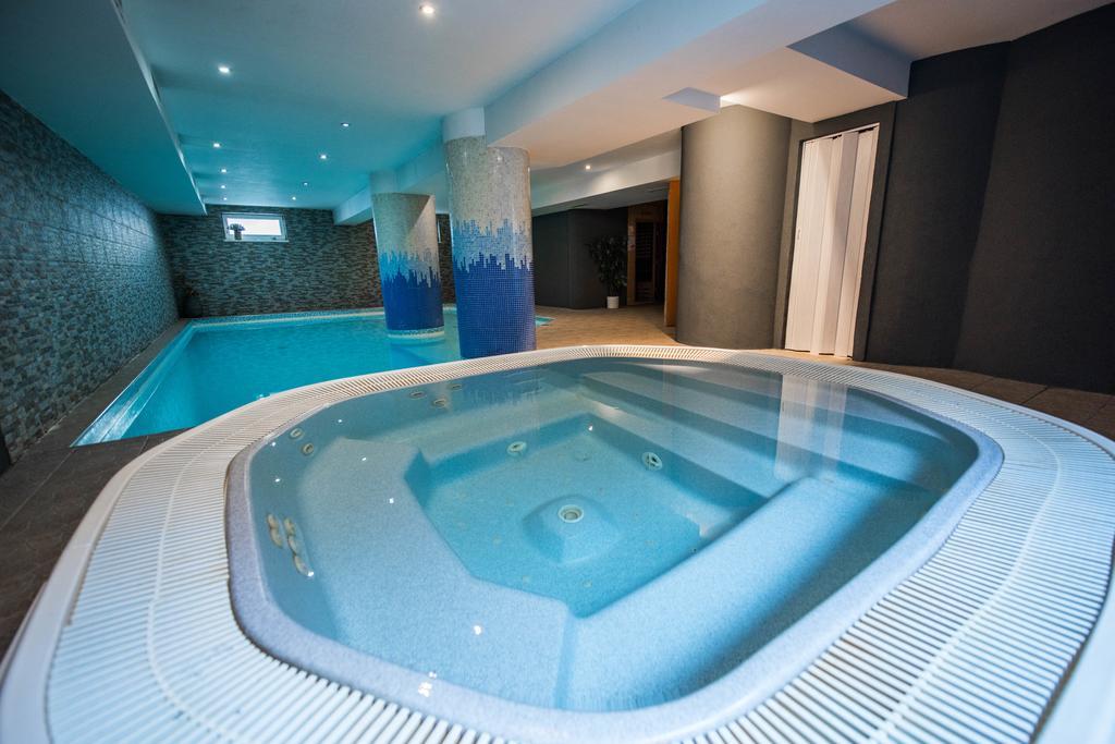 Plejsy Hotel Krompachy Ngoại thất bức ảnh