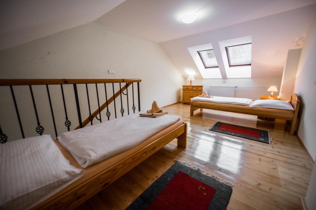 Plejsy Hotel Krompachy Ngoại thất bức ảnh