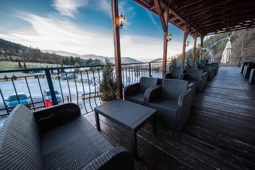 Plejsy Hotel Krompachy Ngoại thất bức ảnh
