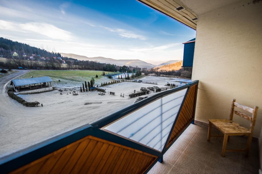 Plejsy Hotel Krompachy Ngoại thất bức ảnh